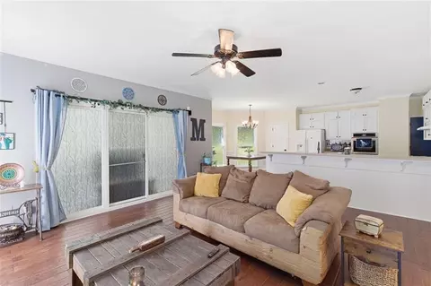 Living - 2487 Windchase Ct, Buford, GA 30518 photo 4 of 4