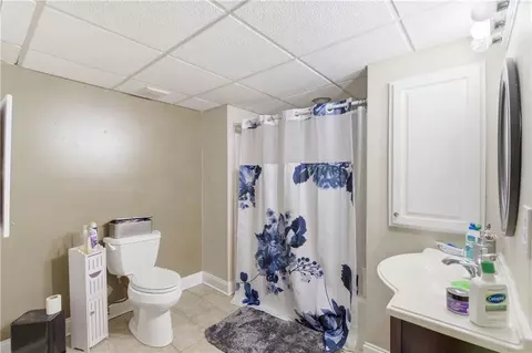 Bath - 2487 Windchase Ct, Buford, GA 30518 photo 4 of 4