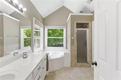 Bath - 2487 Windchase Ct, Buford, GA 30518 photo 2 of 4