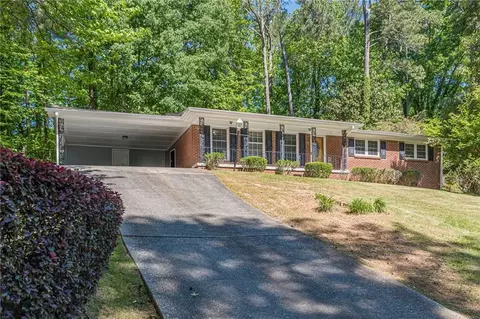 3483 Scenic Dr, East Point, GA 30344