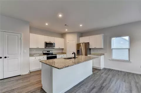 Kitchen - 489 Samara Ct, Fairburn, GA 30213 photo 7 of 7