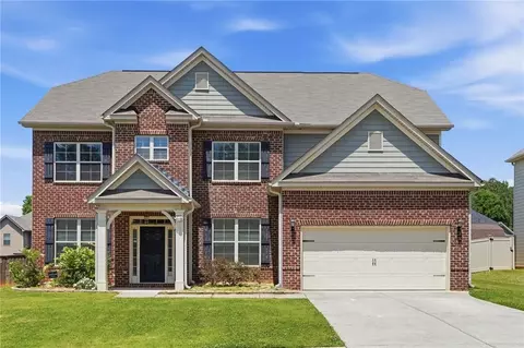 385 Hinton Chase Pkwy, Covington, GA 30016