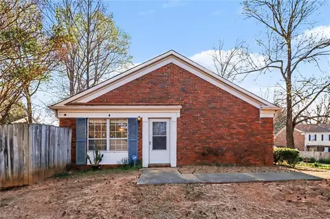 2571 Stratford Ln, Morrow, GA 30260