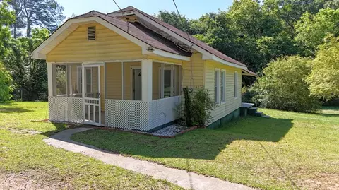 1186 E Tugalo St, Toccoa, GA 30577