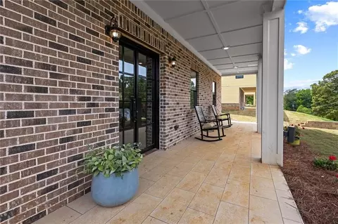 Exterior - 6852 Silver Maple Dr, Rex, GA 30273 photo 9 of 10