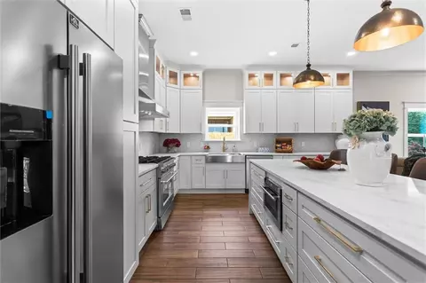 Kitchen - 6852 Silver Maple Dr, Rex, GA 30273 photo 5 of 5