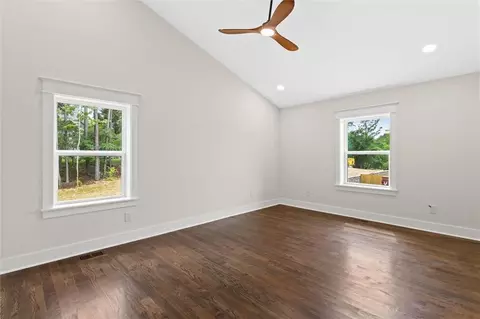 Bedroom - 6852 Silver Maple Dr, Rex, GA 30273 photo 6 of 9