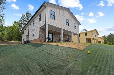 Exterior - 6852 Silver Maple Dr, Rex, GA 30273 photo 3 of 10