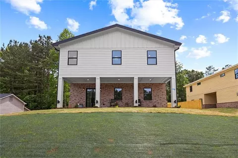 6852 Silver Maple Dr, Rex, GA 30273