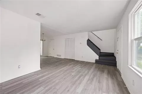 Living - 2082 Lenoa Ln, Austell, GA 30106 photo 2 of 3