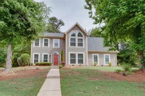483 Mountain Oaks Pkwy, Stone Mountain, GA 30087