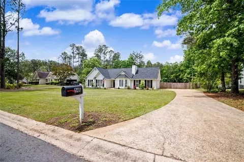 146 Jeb Stuart Dr, Newnan, GA 30265