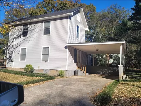 215 Avenue E SE, Lindale, GA 30147