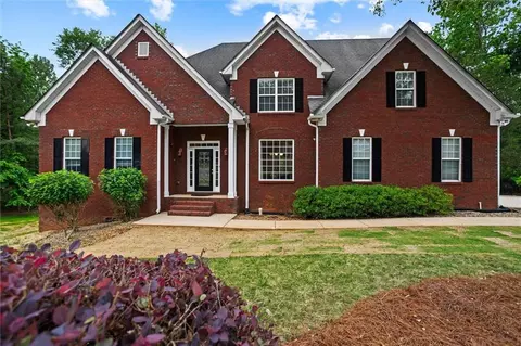 85 Costleys Bridge Dr, Oxford, GA 30054