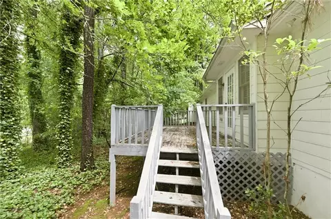 Exterior - 3391 Blue Jay Dr, Duluth, GA 30096 photo 5 of 6