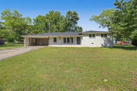 104 Meadow Ln, Cartersville, GA 30120