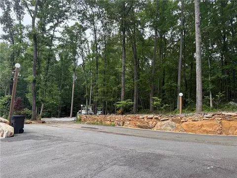 2426 E Maddox Rd, Buford, GA 30519 photo 10