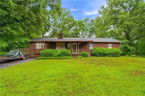 55 Hankins Dr, Summerville, GA 30747