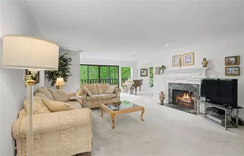 23201 Plantation Dr, Atlanta, GA 30324
