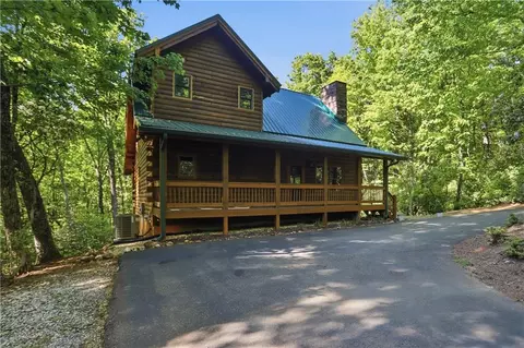 702 Ranch Mountain Dr, Dahlonega, GA 30533