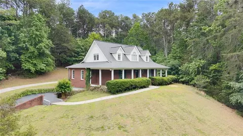 Exterior - 337 Fields Ferry Dr NE, Calhoun, GA 30701 photo 2 of 14