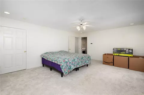 Bedroom - 337 Fields Ferry Dr NE, Calhoun, GA 30701 photo 2 of 5