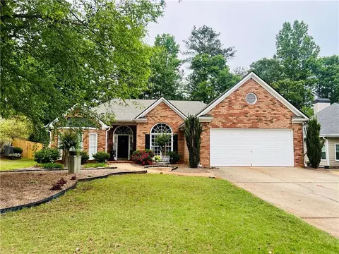 463 Valleyside Dr, Dallas, GA 30157