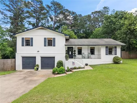 2370 Holly Springs Rd NE, Marietta, GA 30062