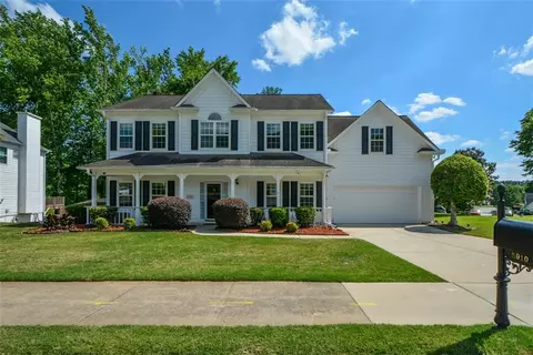 5910 Findley Chase Dr, Johns Creek, GA 30097