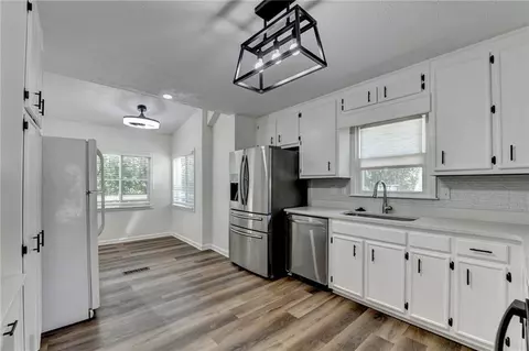 Kitchen - 1530 Plunketts Rd, Buford, GA 30519 photo 1 of 4