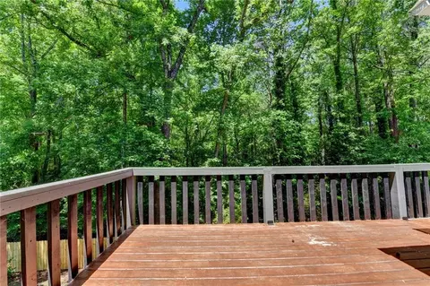 Exterior - 1530 Plunketts Rd, Buford, GA 30519 photo 10 of 14