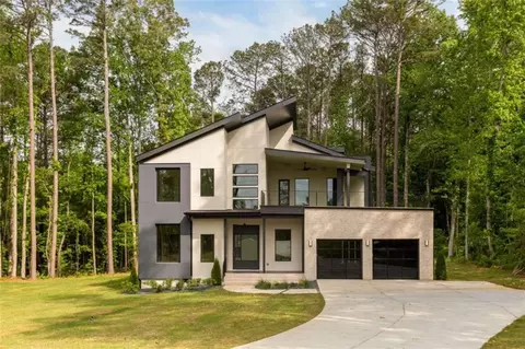 6275 Campbellton Rd, Atlanta, GA 30331
