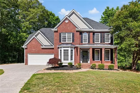 13 Royal Lake Dr SE, Cartersville, GA 30120