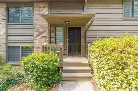 1885 Dyouville Ln, Atlanta, GA 30341