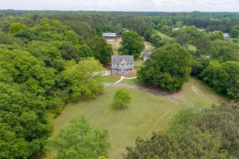 2805 Florence Rd, Powder Springs, GA 30127