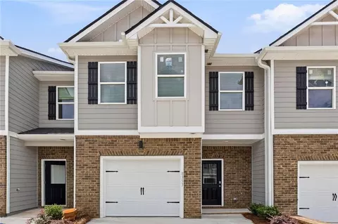 8353 Columbia Ct, Palmetto, GA 30268