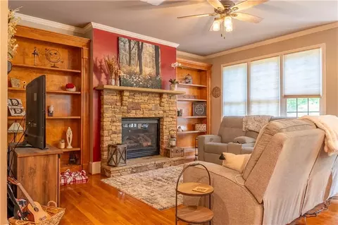 Living - 128 Westbrook Dr, Acworth, GA 30101 photo 4 of 4