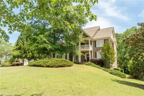 Exterior - 128 Westbrook Dr, Acworth, GA 30101 photo 2 of 8