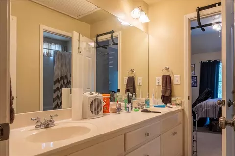 Bath - 128 Westbrook Dr, Acworth, GA 30101 photo 5 of 6