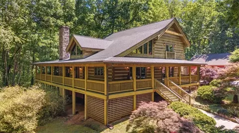 1131 Lee Cir, Statham, GA 30666