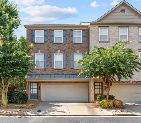 5756 Pine Oak Dr, Peachtree Corners, GA 30092