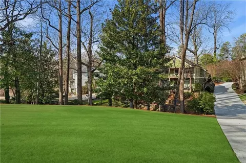 3053 Canfield Dr, Atlanta, GA 30341