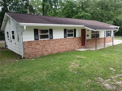 821 Englewood Dr, Columbus, GA 31907