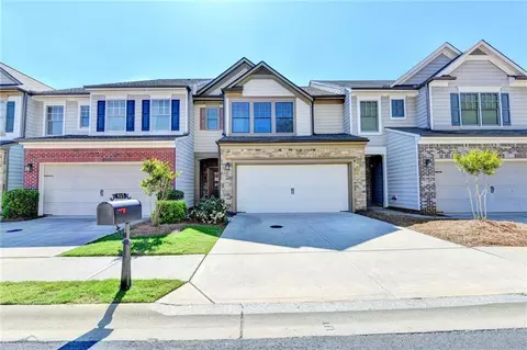 645 Township Cir, Alpharetta, GA 30004