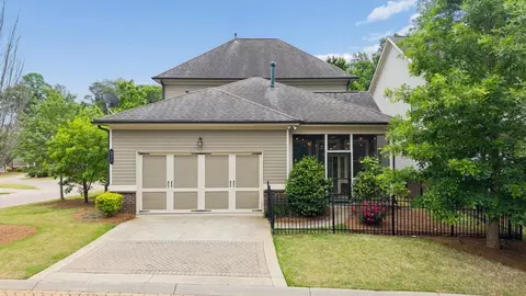 211 Saddle Rd, Alpharetta, GA 30009