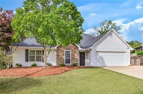 111 Columbia Pl, Woodstock, GA 30189