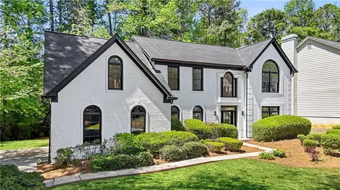 649 Mountain Hbr, Stone Mountain, GA 30087