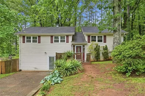 5382 Janet Ln, Austell, GA 30106