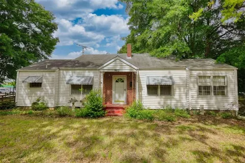 982 Highland Cir SE, Conyers, GA 30012