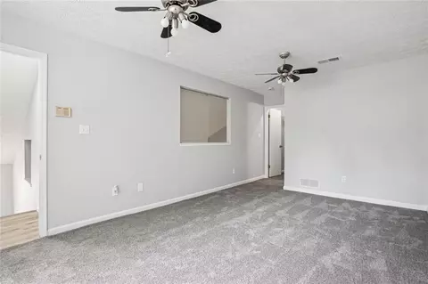Living - 6430 Oakleaf Way, Morrow, GA 30260 photo 4 of 6